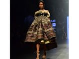 Amit Aggarwal’s Dramatic Silhouettes Take Over LFW S/R 2016 Stage