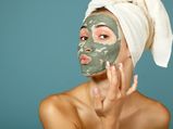 DIY Multani Mitti Face Pack to Get Rid Of Oiliness For Good!