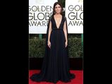 Check Out What Mandy Moore Is Wearing At Golden Globes 2017