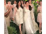 Finale: Kareena Kapoor Khan Turns Showstopper For Anita Dongre At Lakme Fashion Week S/R '17