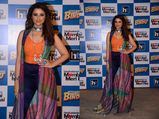 Actress Turned Popstar; Parineeti Rocks The Stage With Her Looks And Stances