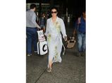 Kajol's Floral Travel Look Was Mesmerizing