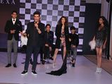 Manish Malhotra Showcased His Collection From Lakme Fashion Week Winter Festive 2017
