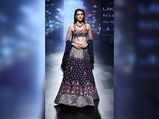 LFW 2017: Kriti Sanon Slayed The Stage In Arpita Mehta