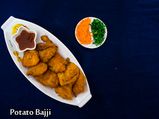 Potato Bajji Recipe: How To Make Aloo Bajiya