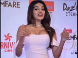 Nidhhi Agerwal Faced An OOPS MOMENT At The Filmfare Awards