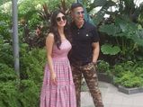 Akshay Kumar And Mouni Roy's Cool Fashion Is Giving Us Weekend Wear Goals