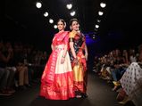 Hema Malini And Daughter Esha Deol Looked Awe-Inspiring In Their Ethnic Outfits At LFW 2018