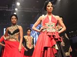 Ritu Beri Opens The Delhi Times Fashion Week With An Eclectic Khadi Collection