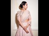 Karisma Kapoor Looks Flawless In This Beautiful Chikankari Lehenga