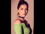 Sonam Kapoor Ahuja's Green Dress & Black Choker Made Us Think About The 19th Century Fashion