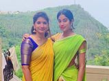 Janhvi Kapoor Stuns In Traditional Attire; Resembles Mom Sridevi In Her Latest Picture