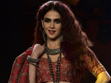 LFW W/F 2019 Day 5: Genelia D'Souza Demonstrates Why Smokey Eyes Is A Classic Look!