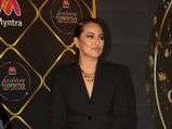 Sonakshi Sinha Gives A Sophisticated Outfit Idea With A Two-Piece Set At An Event