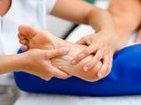 Diabetic Neuropathy: Causes, Types, Symptoms, Diagnosis & Treatment