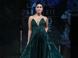 Lakme Fashion Week Summer Resort 2020: Kareena Kapoor Khan Stuns In A Dramatic Green Gown