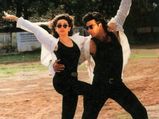 When Karisma Kapoor And Akshay Kumar Twinned In Black Outfit Before Twinning Became A Trend