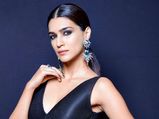Happy Birthday Kriti Sanon: 5 Fashionable Gowns Of The Actress In Which She Looked A Class Apart