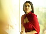 Karishma Tanna’s Classy Red Cape Gown Is All You Need To Make Statement At Cocktail Parties
