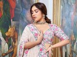 Durgamati Promotions: Bhumi Pednekar Is A Beauty In Metallic Pink Eye Shadow And Pink Lipstick