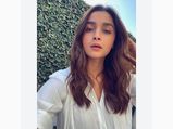 Alia Bhatt Gives Us Winter Fashion Lessons From Her Vacation At The Ranthambore National Park