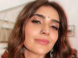 Karishma Tanna’s Eyeliner-Free Glossy Make-Up Will Soon Be Your Go-To Party Look