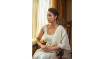 Yami Gautam Looks Gorgeous In Her Cream And Gold Saree; Take A Look At Her Jewellery Game Too!