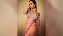 Shraddha Kapoor Looks Amazing In Her Exquisite Embellished Saree; Take A Look At Her Makeup, Too