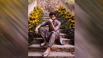 Sunny Kaushal Amazes Us With His Simple Kurta-Pyjama Set And Exquisite Shawl