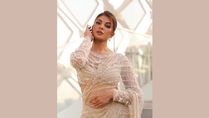 IIFA Awards 2022: Jacqueline Fernandez Glams Up The Golden Hour In Abu Dhabi In Gorgeous Saree