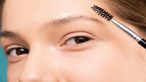 Easy Guide To Groom Your Eyebrows At Home