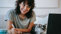 Scientific Reason Behind Why Humans Loves Cats; Is It Healthy?