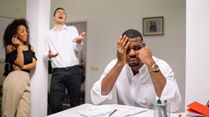 Signs Of A Toxic Work Environment; How To Deal With It?