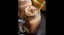 How To Prepare A Healthy Energising Peanut Butter Banana Smoothie Recipe