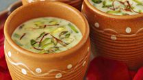 Holi: Who Should Avoid Drinking Thandai?