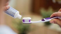 Are There Cancer-Causing Chemicals In Your Toothpaste? What You Need to Check Before Buying It