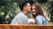 Love At First Sight Vs. Love After Being Friends, Know The Difference And Key Aspects In Terms Of Relationship