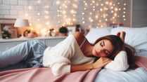 Therapeutic Laziness Is The New Sleep Trend Of 2025, And This Intentional Inactivity Is Totally Guilt-Free