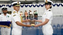 First Woman Fighter Pilot: Aastha Poonia Earns Her Wings of Gold, Flies Straight Into Indian Naval History