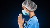 Doctors Chant Dhanvantri Mantra Before Surgery: Here’s Why This Ancient Prayer Is Going Viral