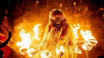 Kolkata's Durga Puja Pandal Welcomes Kerala's Ancient Sacred Theyyam For The Very First Time