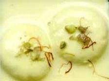 నోరూరించే రసమలై లాగించేయండి