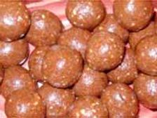 జీడిపప్పు - ఖర్జూరం చాక్లేట్