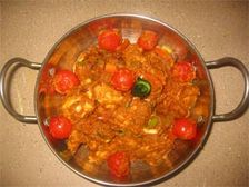 స్పైసీ కడై చికెన్ - చపాతి