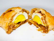 ఇంకోటి కావాలని అడుగుతారు..