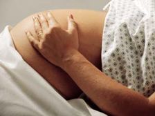 మాదక ద్రవ్యాలతో మహిళల కాన్పులు!