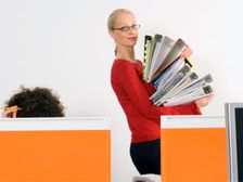 మీ ఆఫీస్ డెస్క్ ఎలా సర్దుకోవాలి?