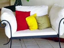 జీవనశైలి అట్టహాసాన్ని తెలియజేసే సోఫా అలంకరణలు!