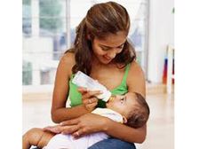 బాటిల్ పాలు తాగే బిడ్డలు లావెక్కుతారా?