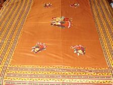 సాంప్రదాయ డిజైన్లలో బెడ్ షీట్లు!